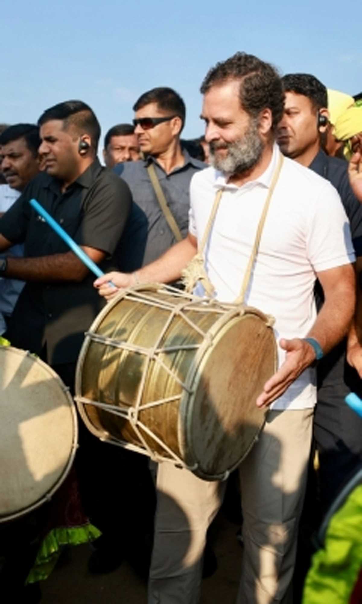 बीजेपी, टीआरएस एक ही सिक्के के दो पहलू : राहुल बीजेपी, टीआरएस एक ही सिक्के के दो पहलू : राहुल